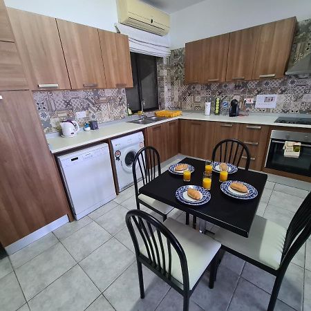 Spacious Seafront Apt Next To Sliema-Valeta Ferry Extérieur photo