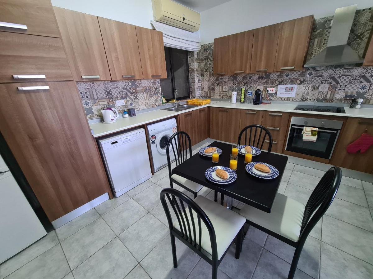 Spacious Seafront Apt Next To Sliema-Valeta Ferry Extérieur photo