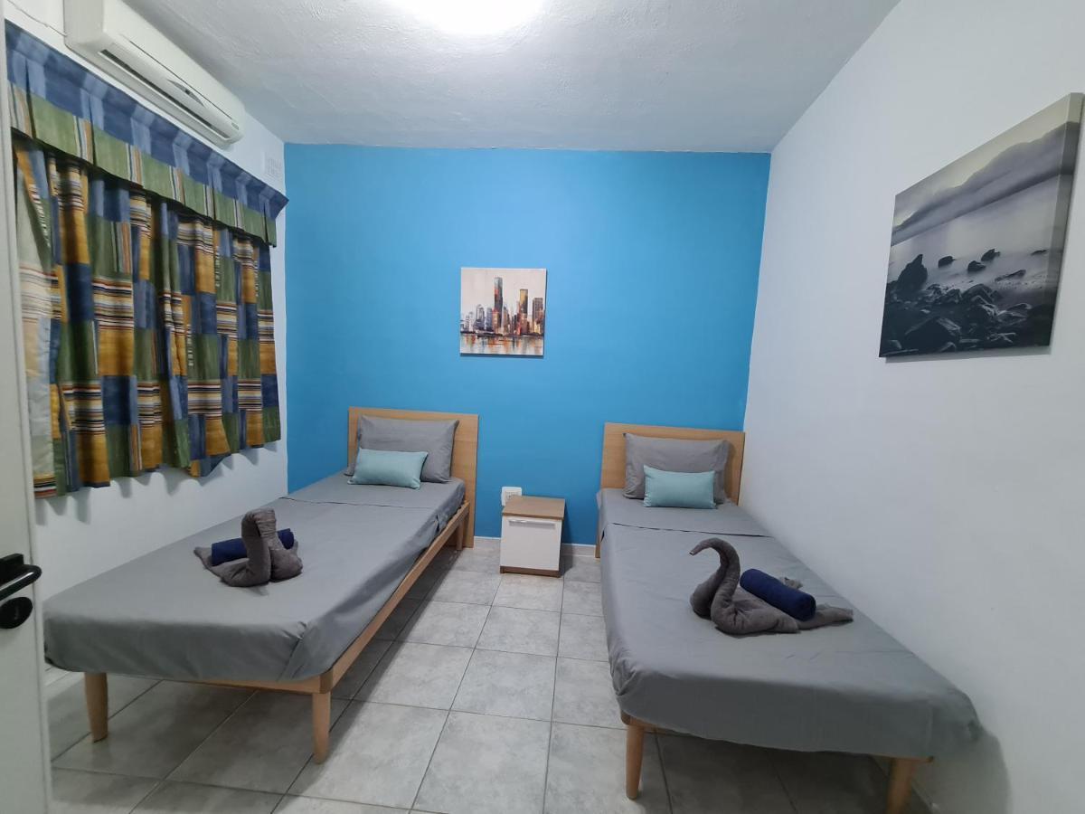 Spacious Seafront Apt Next To Sliema-Valeta Ferry Extérieur photo