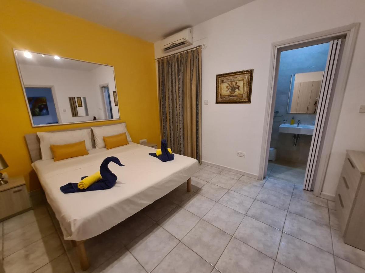 Spacious Seafront Apt Next To Sliema-Valeta Ferry Extérieur photo