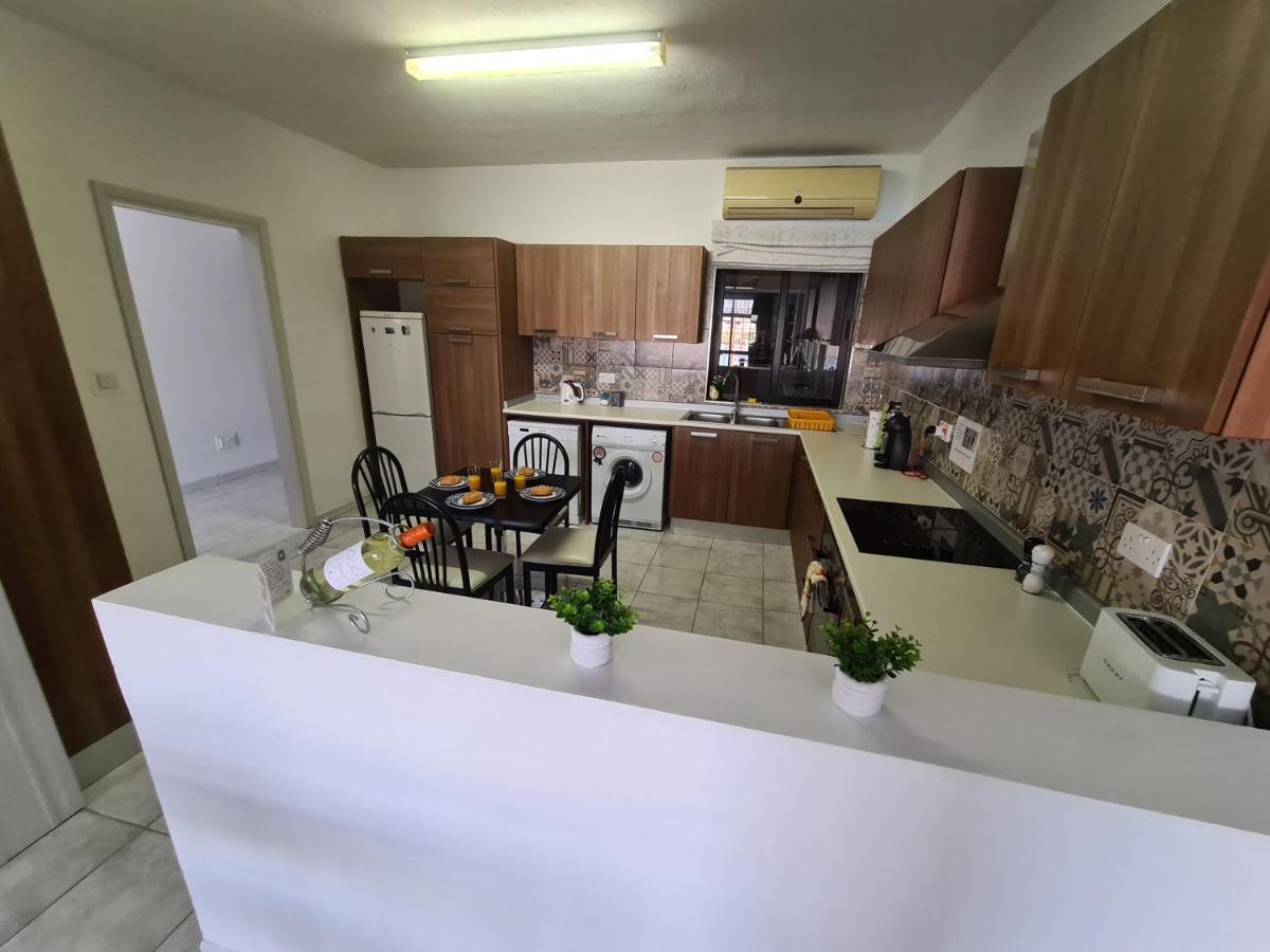 Spacious Seafront Apt Next To Sliema-Valeta Ferry Extérieur photo